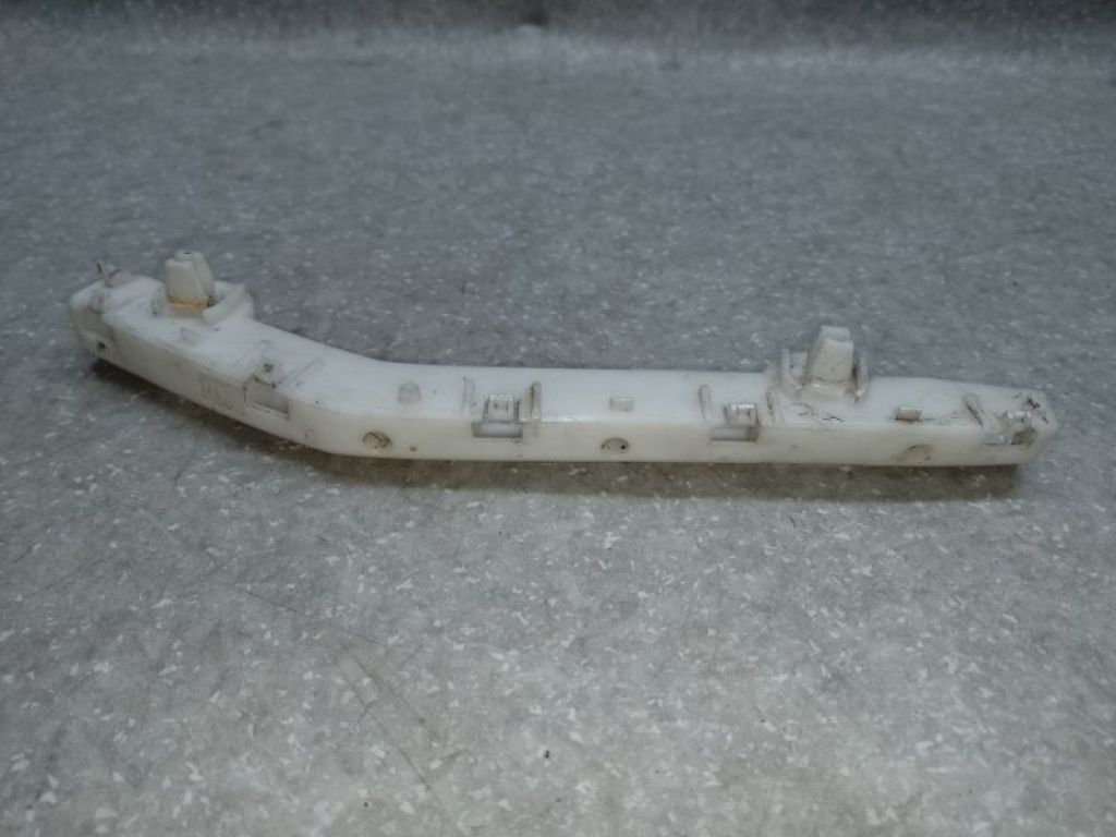 622253NA0A | Кронштейн переднього бампера (на крилі) лів. NISSAN LEAF 10-17 - Фото 2