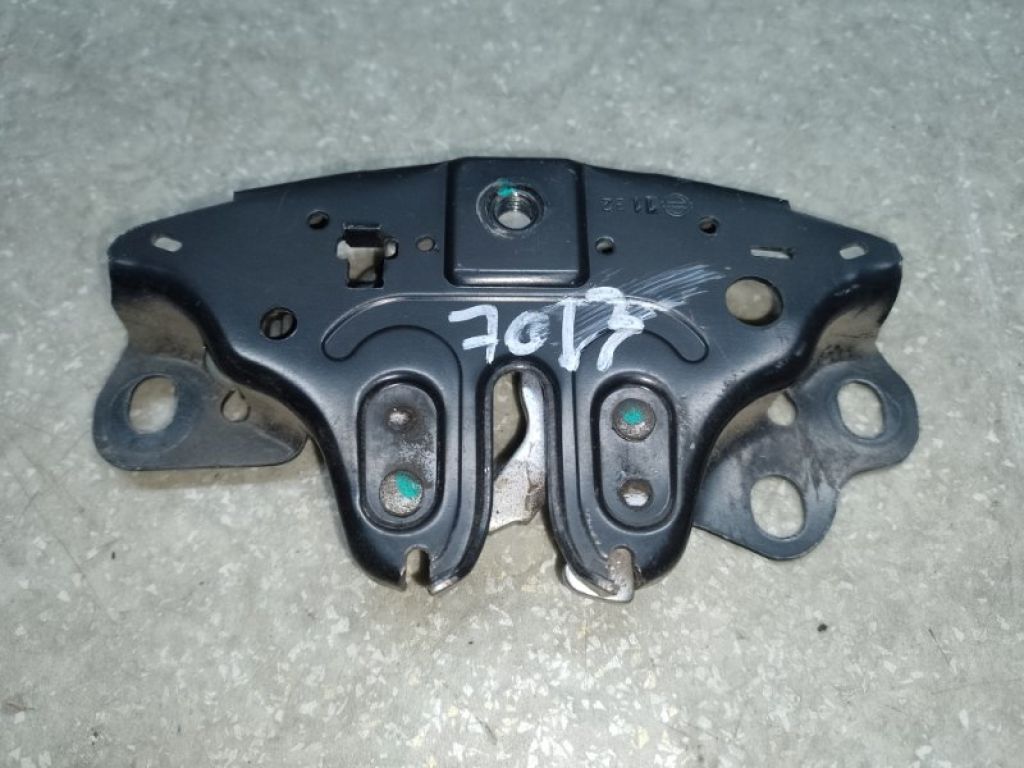 656013NA0A | Замок капоту NISSAN LEAF 10-17