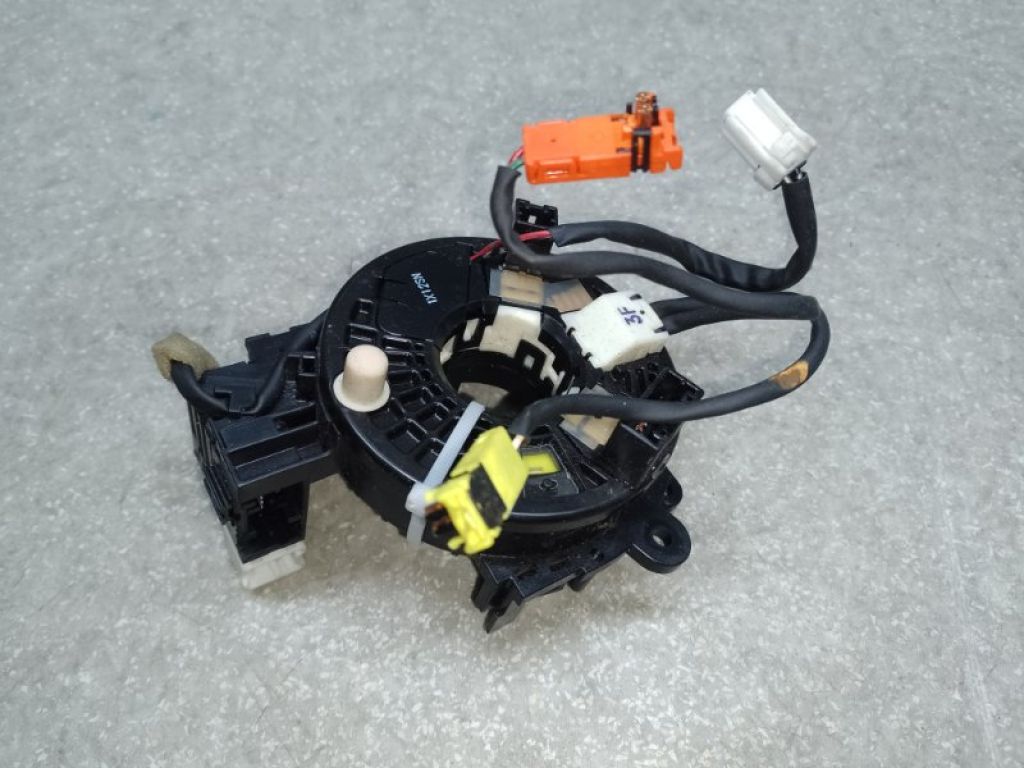 B55541MF9A | Шлейф Airbag NISSAN LEAF 10-17