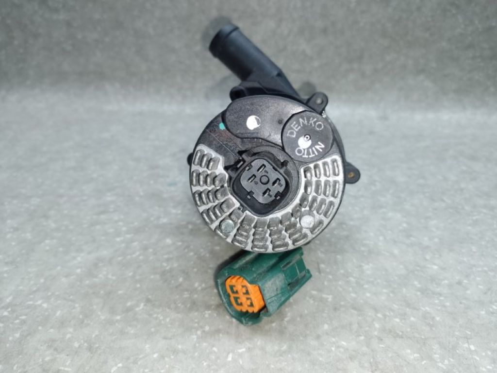 215813NA0A | Помпа охолодження електрична NISSAN LEAF 10-17 - Фото 3