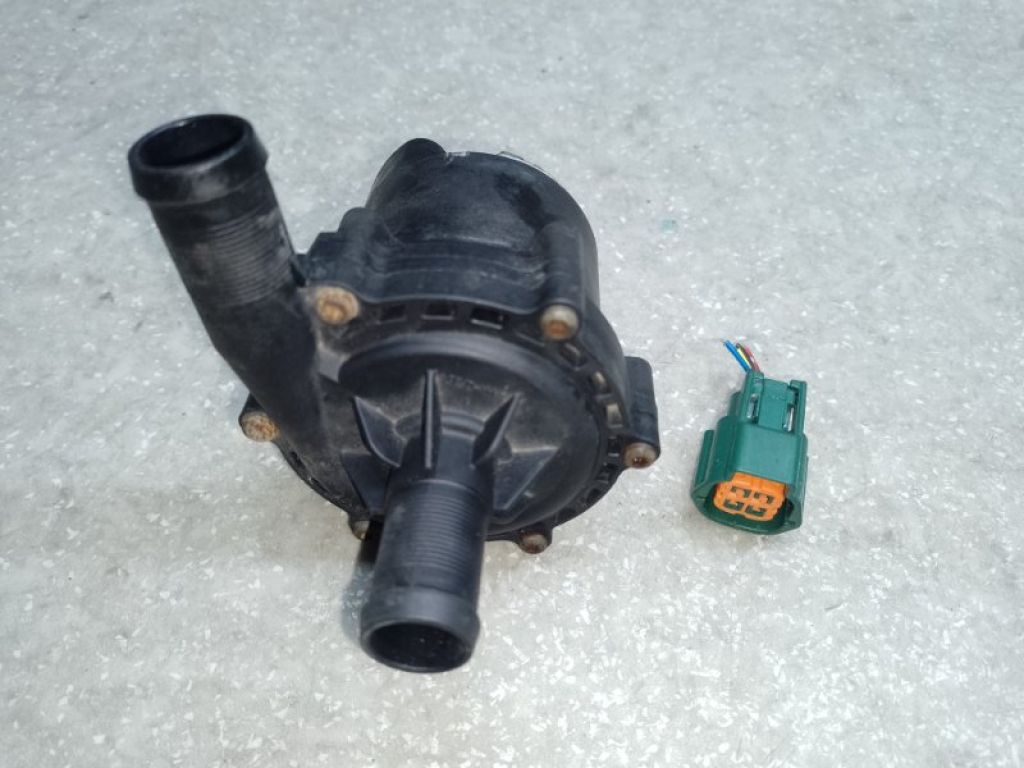 925523NA0A | Помпа охолодження електрична NISSAN LEAF 10-17