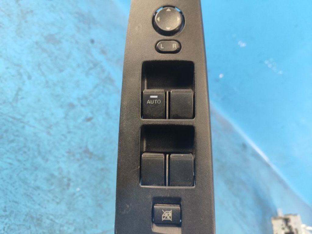 BBM2-66-350B | Блок керування склопідіймачами MAZDA 3 BL 09-13 - Фото 2