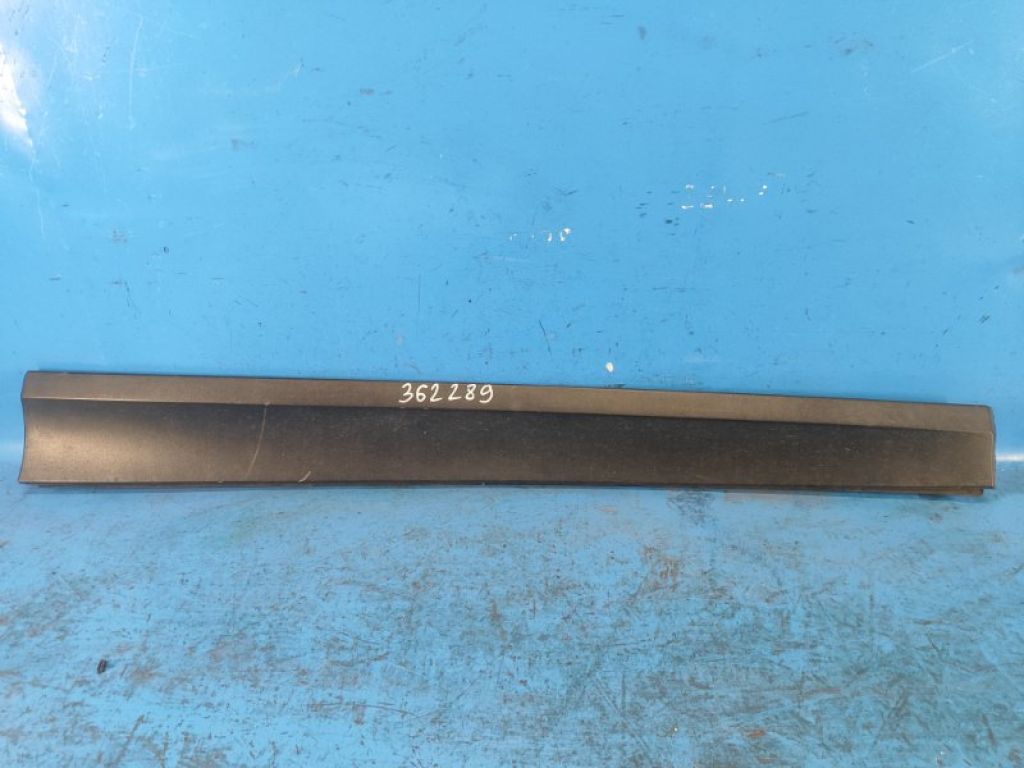 51137205780 | Молдинг двери передн. прав. BMW X3 (F25) 11-17