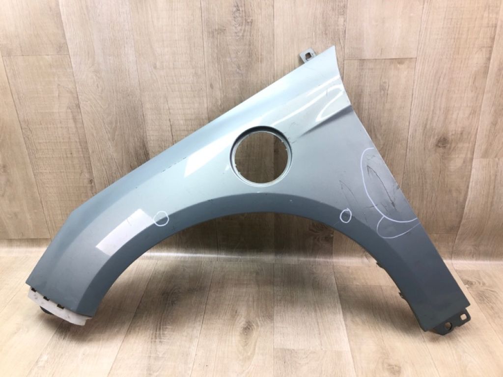 CM5Z-16006-A | Крило переднє лів. FORD FOCUS 10-18