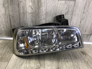 Фара прав. DODGE CHARGER 05-10