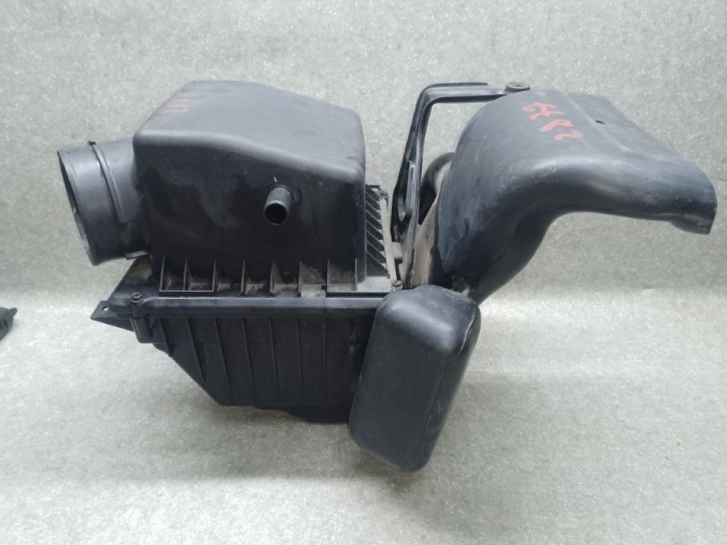 68224 901AA | Корпус повітряного фільтра DODGE JOURNEY 08-20