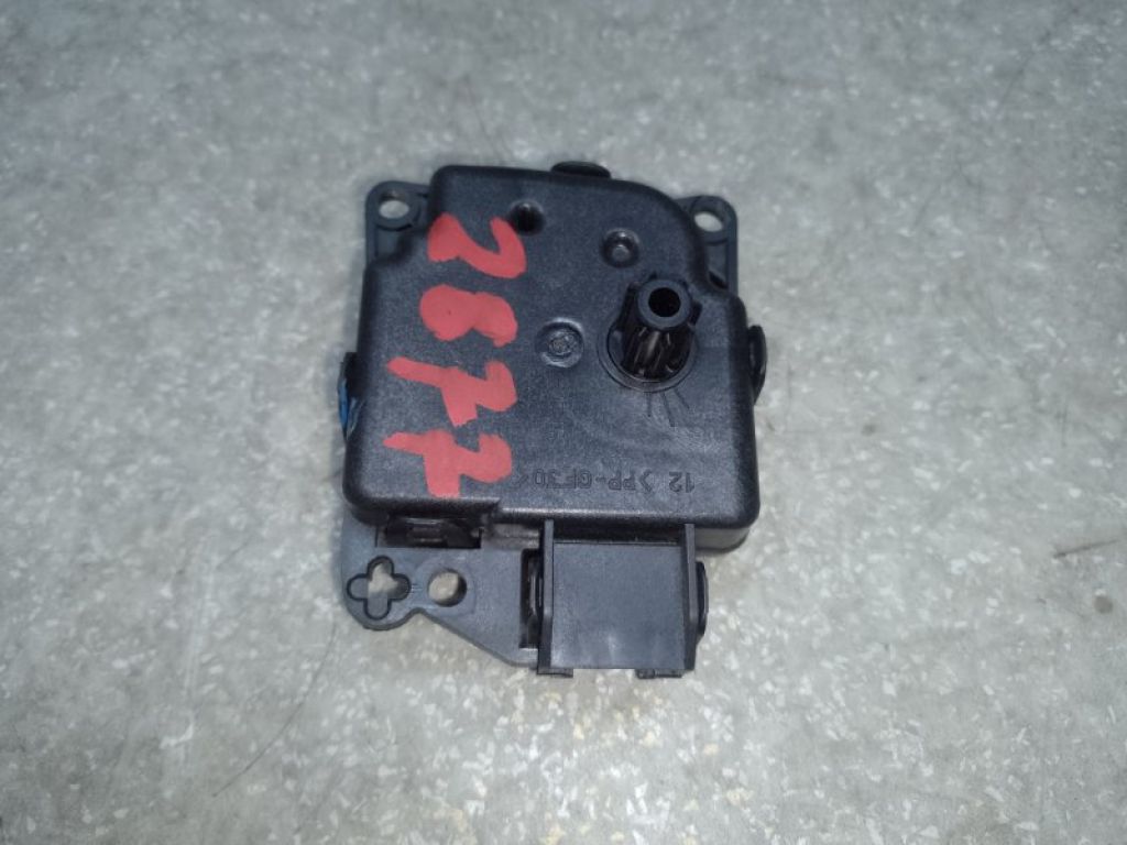 68018109AA | Моторчик заслінки пічки DODGE JOURNEY 08-20