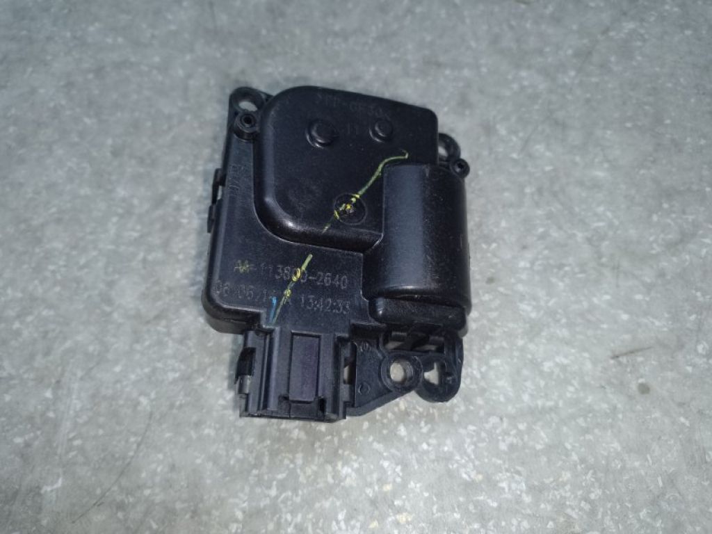 68018109AA | Моторчик заслінки пічки DODGE JOURNEY 08-20 - Фото 2