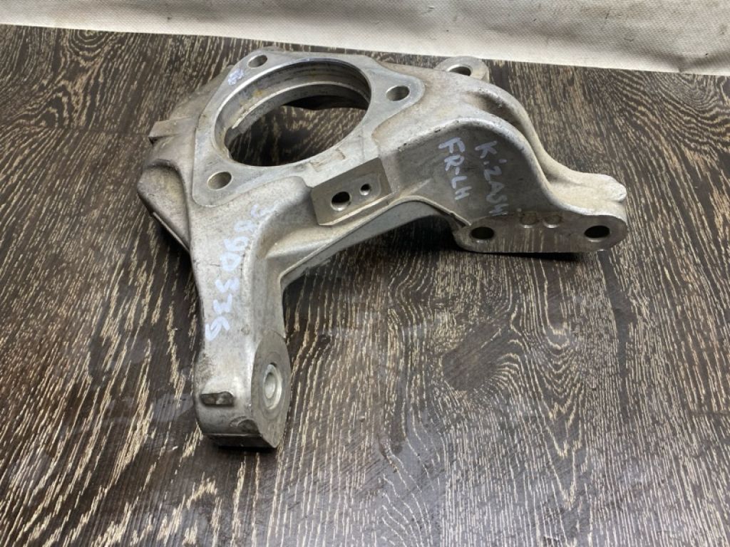 45150-57L00 | Кулак поворотний передн. лів. SUZUKI KIZASHI 09-14 - Фото 4