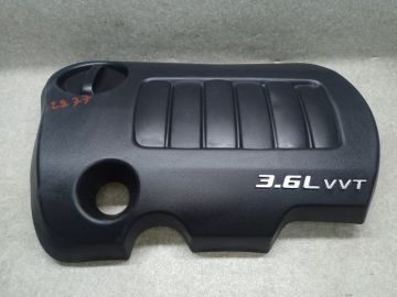 Накладка двигуна декоративна DODGE JOURNEY 08-20