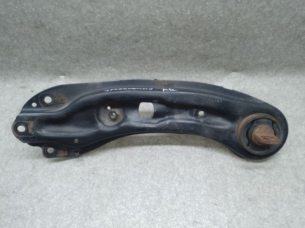 5085415AF | Важіль задньої підвіски поздовжній лів. DODGE JOURNEY 08-20