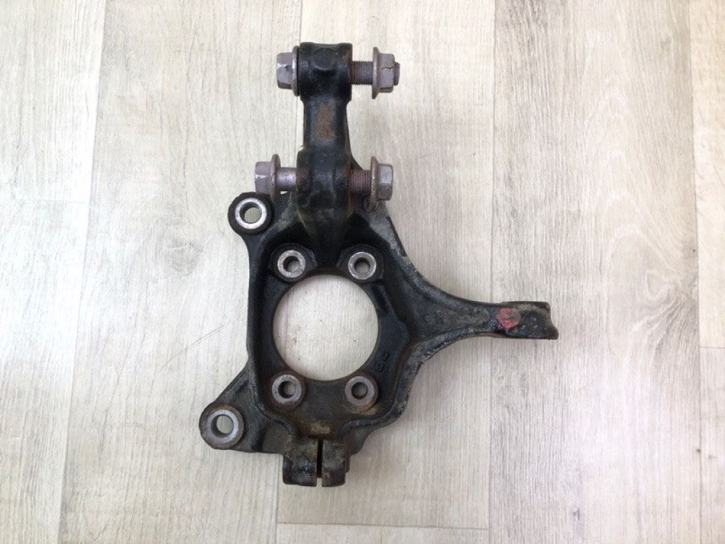 KD35-33-021A | Кулак поворотний передній правий MAZDA CX-5 (KE) 11-17