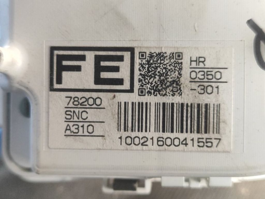 78200SNCA310 | Панель приладів HONDA CIVIC 4D 06-11 - Фото 4