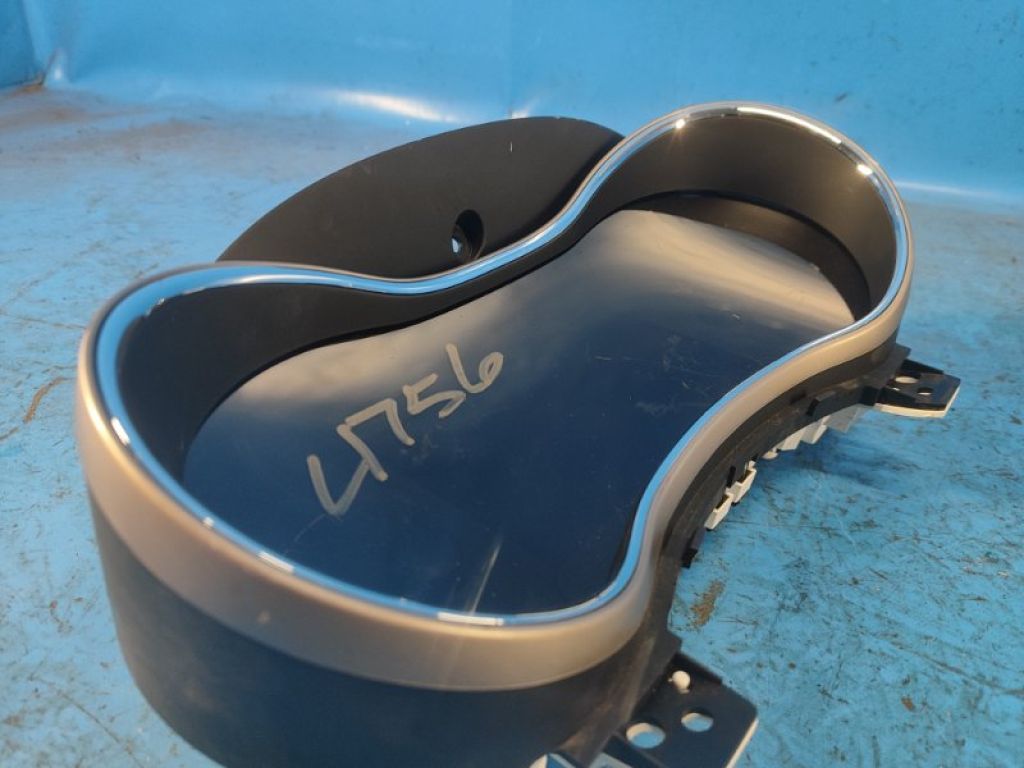 68243466AG | Панель приладів JEEP GRAND CHEROKEE 11-22 - Фото 10