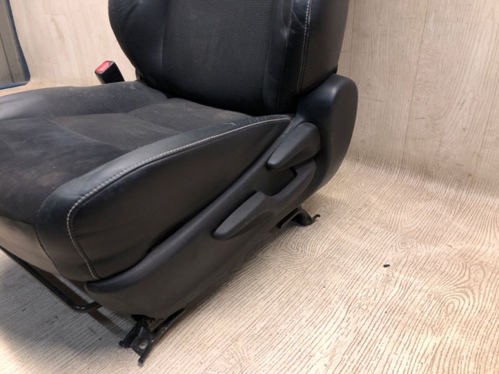 7107242880C2 | Сидіння комплект TOYOTA RAV4 13-19 - Фото 6