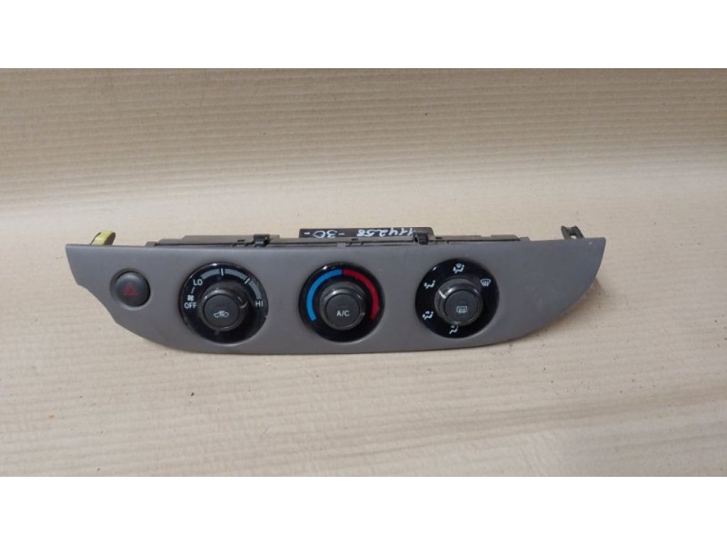 55902-06040-B1 | Блок управления печкой TOYOTA CAMRY 30 02-06