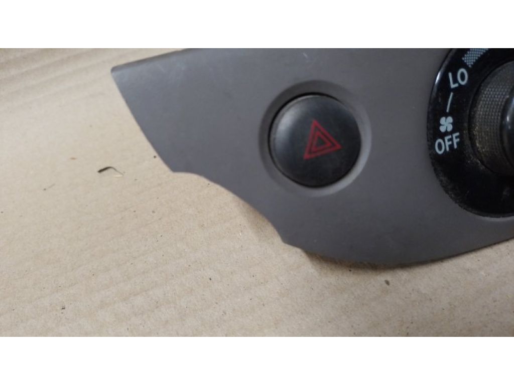 55902-06040-B1 | Блок управления печкой TOYOTA CAMRY 30 02-06 - Фото 3