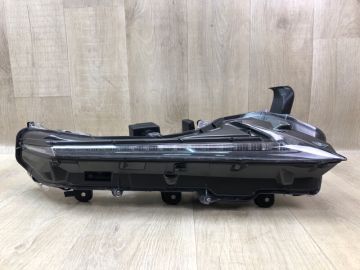 Дневной ходовой огонь прав. LEXUS NX 14-21