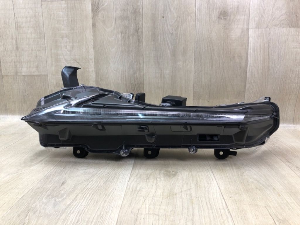 81620-78040 | Дневной ходовой огонь лев. LEXUS NX 14-21