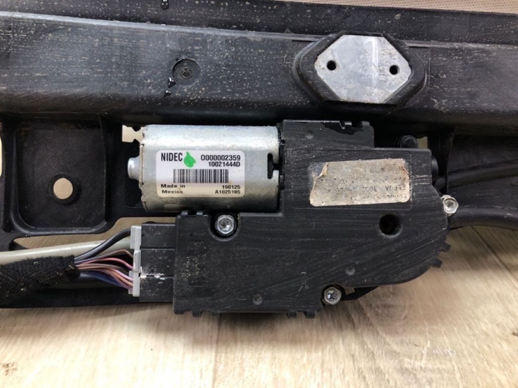 HS7Z-5451070-A | Люк FORD FUSION 14- - Фото 4