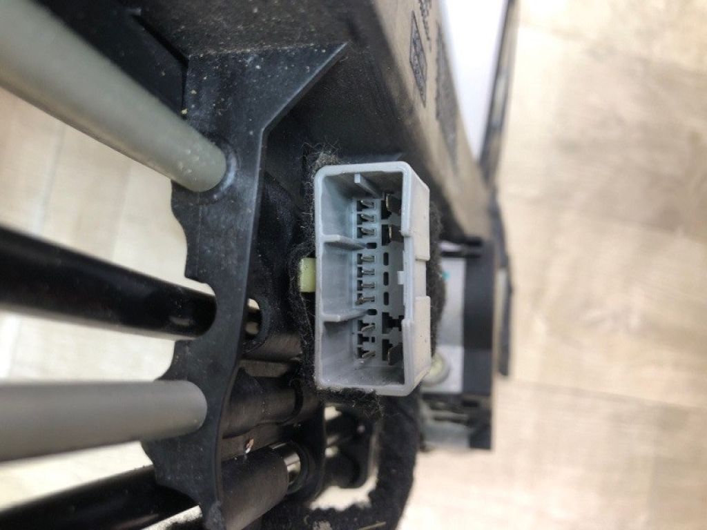 CJ5Z-78500A18-B | Люк FORD ESCAPE 12-19 - Фото 5