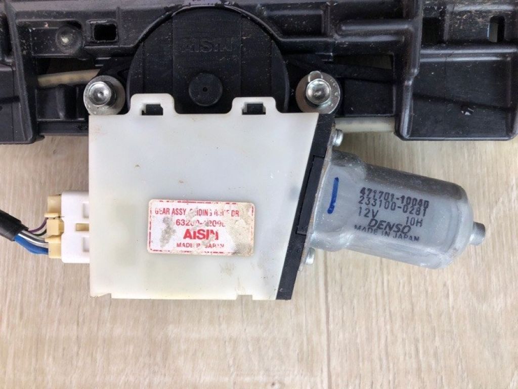 6320342060 | Люк TOYOTA RAV4 05-12 - Фото 4