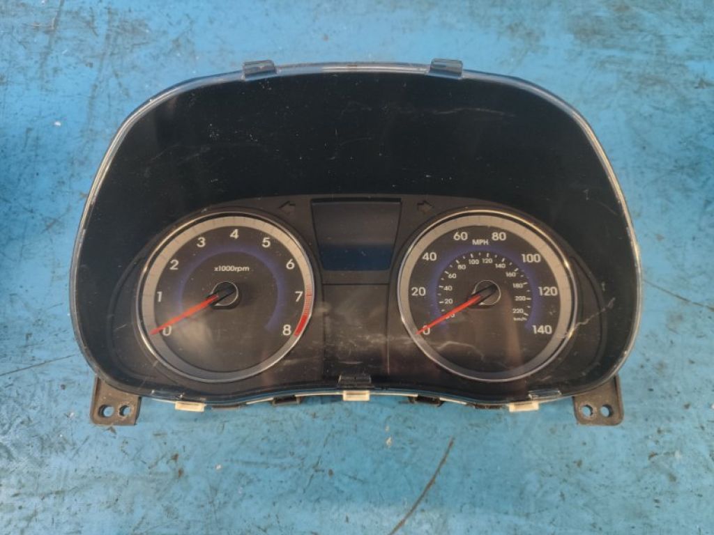 94001-1R000 | Панель приладів HYUNDAI ACCENT RB 10-