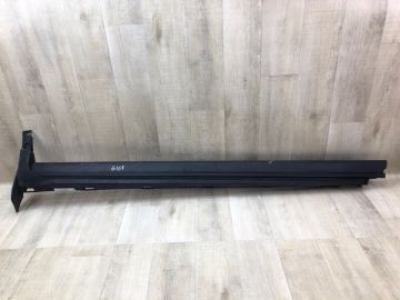 Накладка порогу зовнішня прав. FORD ESCAPE 19 -