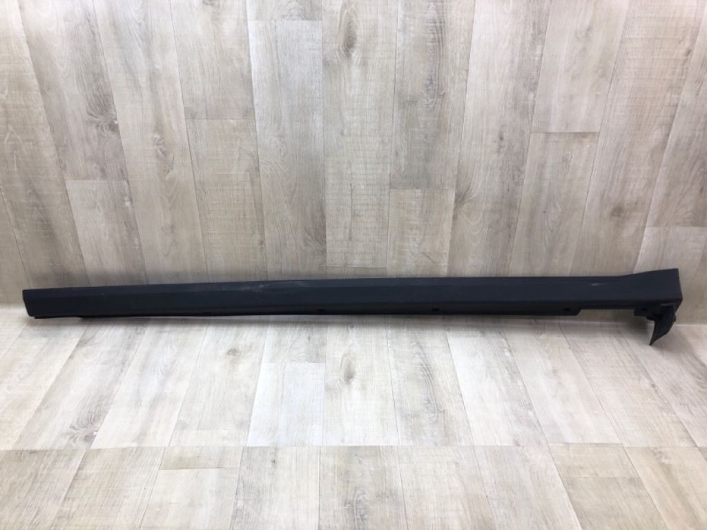 87751C6000 | Накладка порогу зовнішня лів. KIA SORENTO UM 14-