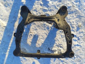 Балка передньої підвіски LEXUS RX300/330/350/400 03-09