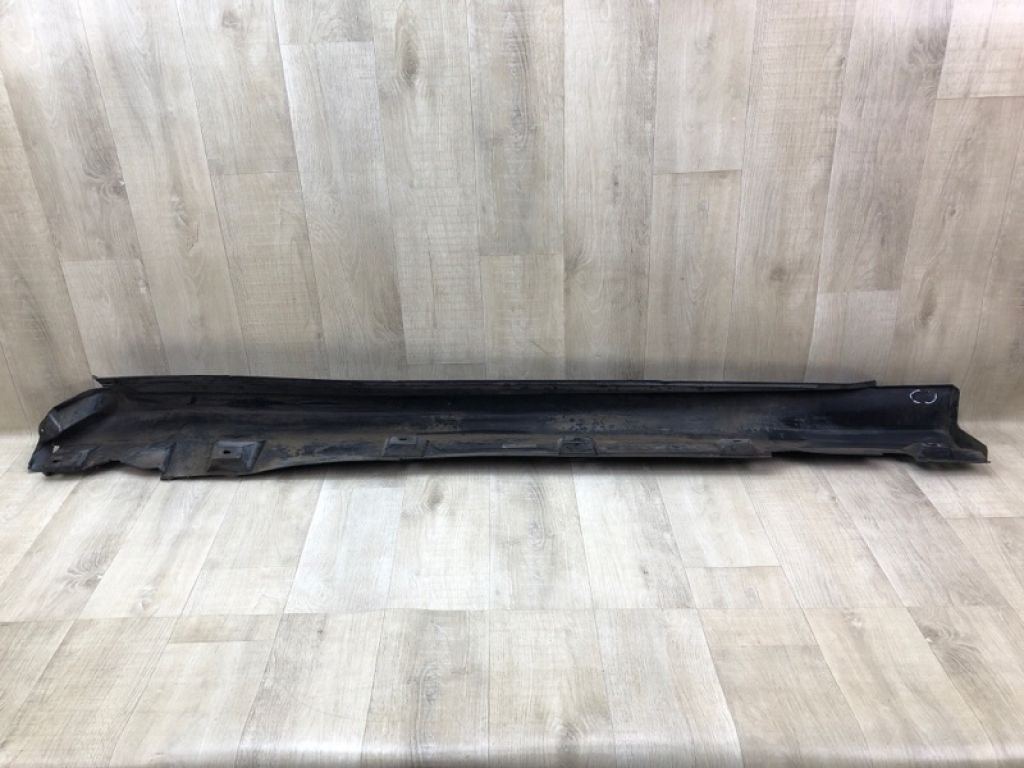 CP9Z-5810176-B | Накладка порогу зовнішня прав. FORD FOCUS 10-18 - Фото 2