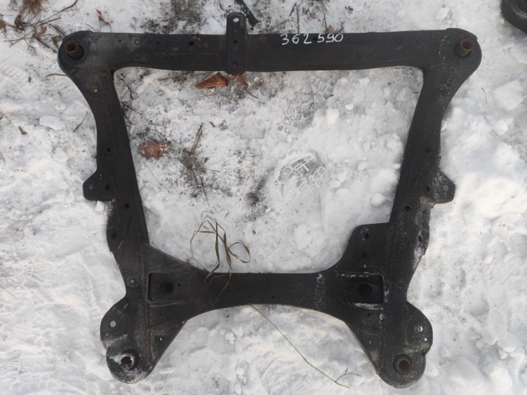 511000E010 | Балка передньої підвіски LEXUS RX300/330/350/400 03-09