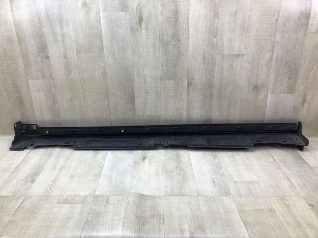 DGH951P40A | Накладка порогу зовнішня прав. MAZDA CX-30 19- - Фото 2