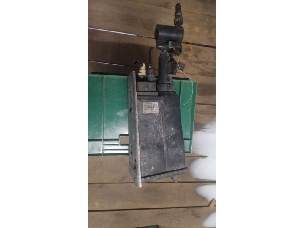 31420-3Q600 | Абсорбер паливний HYUNDAI SONATA YF 10-14 - Фото 2