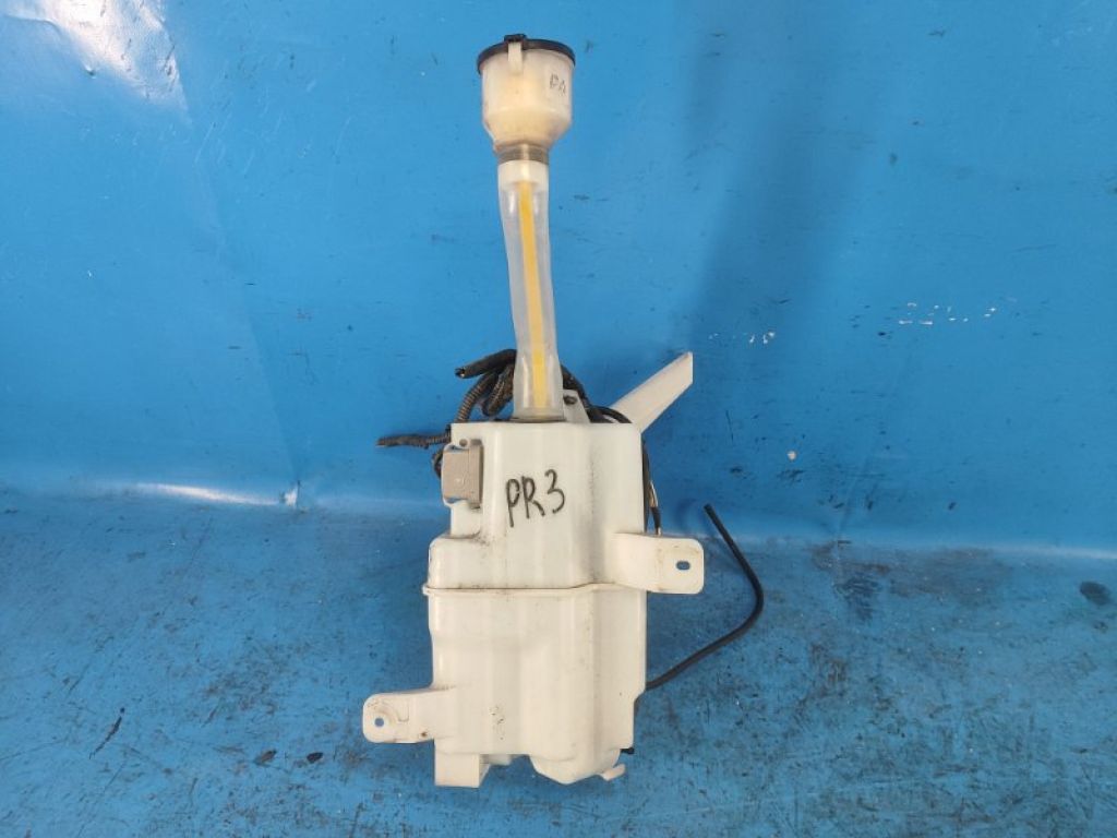 85315-47140 | Бачок омивача TOYOTA PRIUS - 30 09-17 - Фото 2