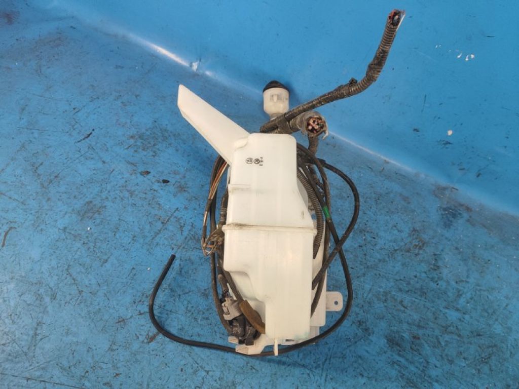 85315-47140 | Бачок омивача TOYOTA PRIUS - 30 09-17 - Фото 4