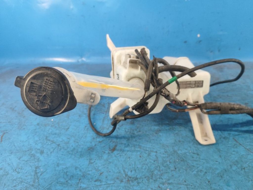 85315-47140 | Бачок омивача TOYOTA PRIUS - 30 09-17 - Фото 9