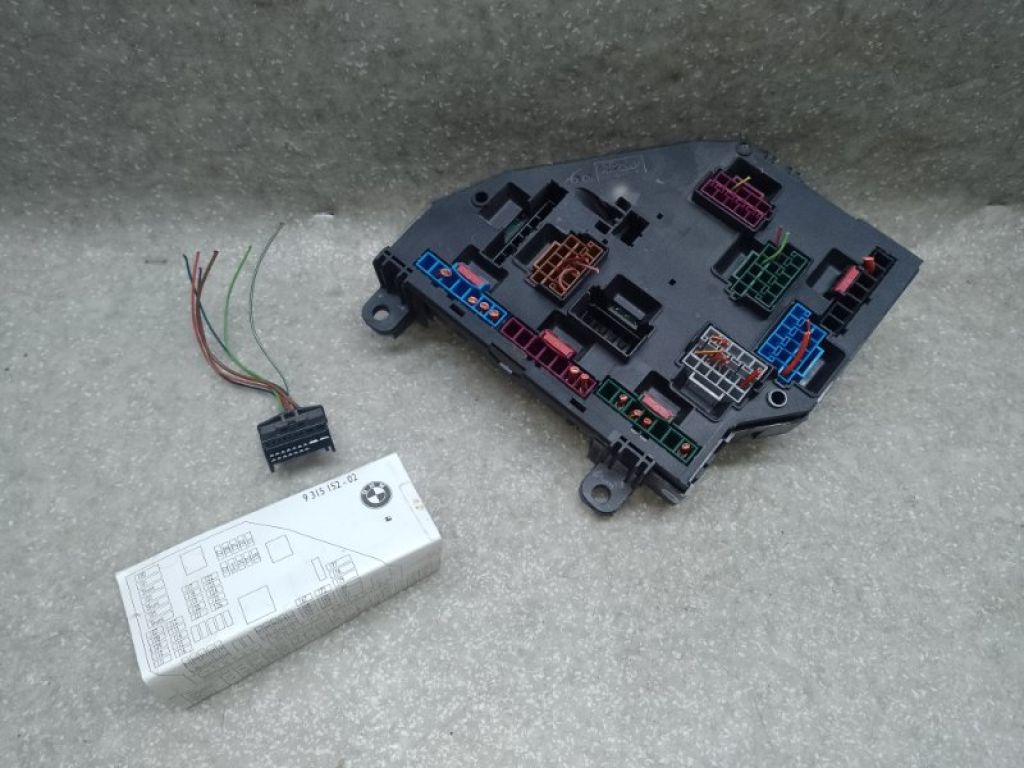 61149315151 | Блок запобіжників моторний відсік BMW X3 (F25) 11-17 - Фото 3