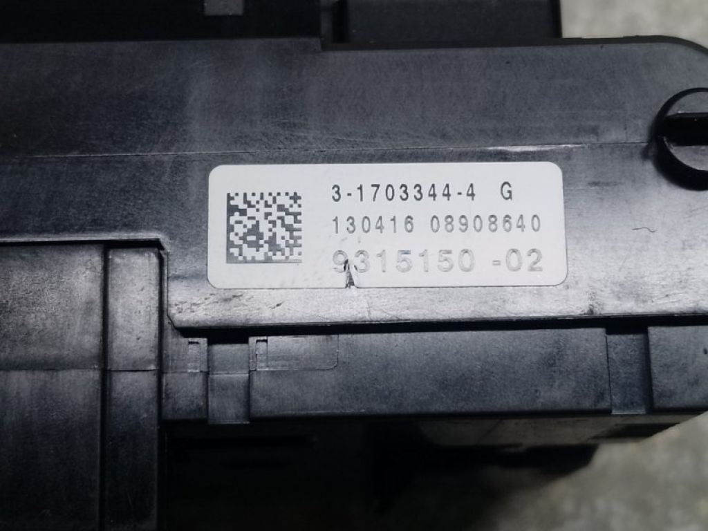 61149315150 | Блок запобіжників салон BMW X3 (F25) 11-17 - Фото 6