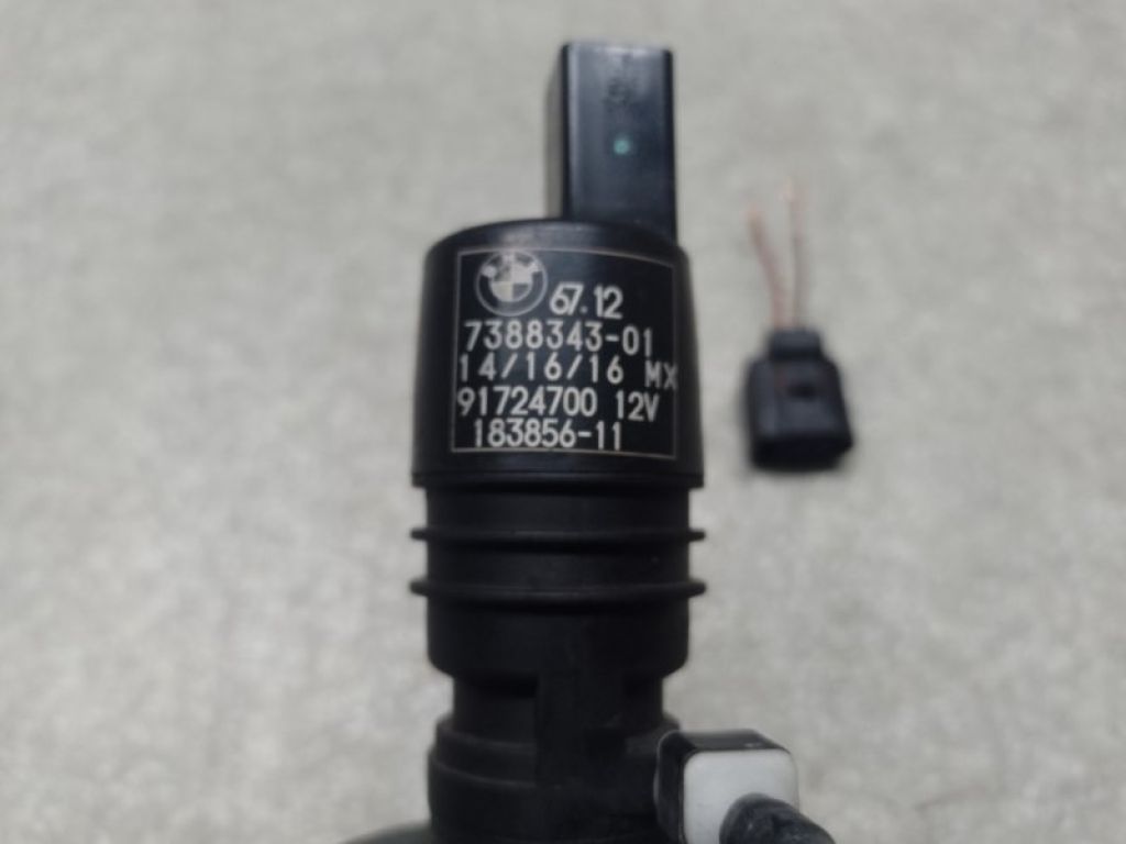 67128362154 | Насос омивача скла задн. BMW X3 (F25) 11-17 - Фото 3