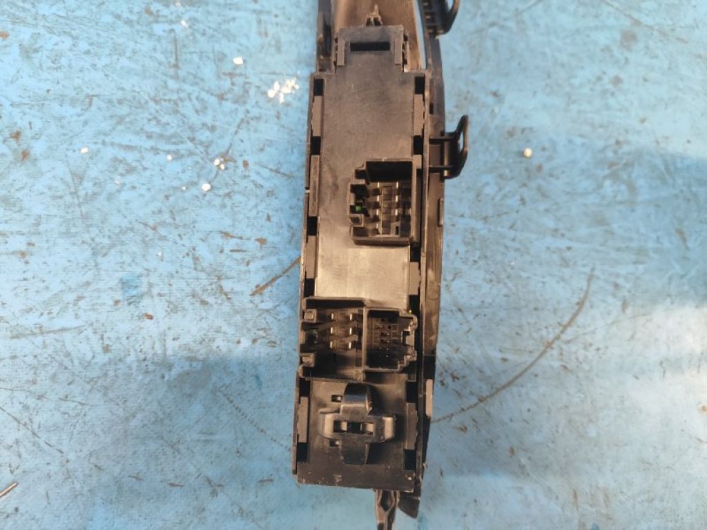 BM5T14A132AA | Блок керування склопідіймачами передн. лів. FORD FOCUS 10-18 - Фото 5