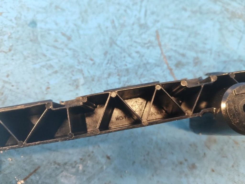 68190681AC | Кронштейн заднього бампера лів. DODGE JOURNEY 08-20 - Фото 5