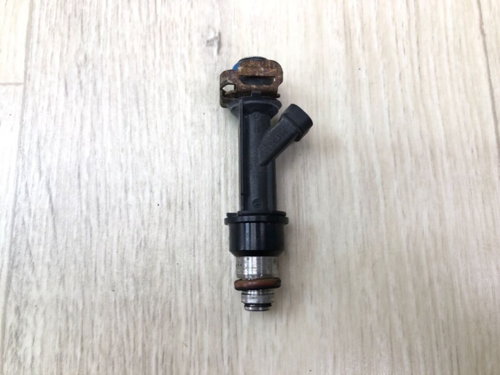 12589465 | Форсунка топливная HUMMER H3 05-10