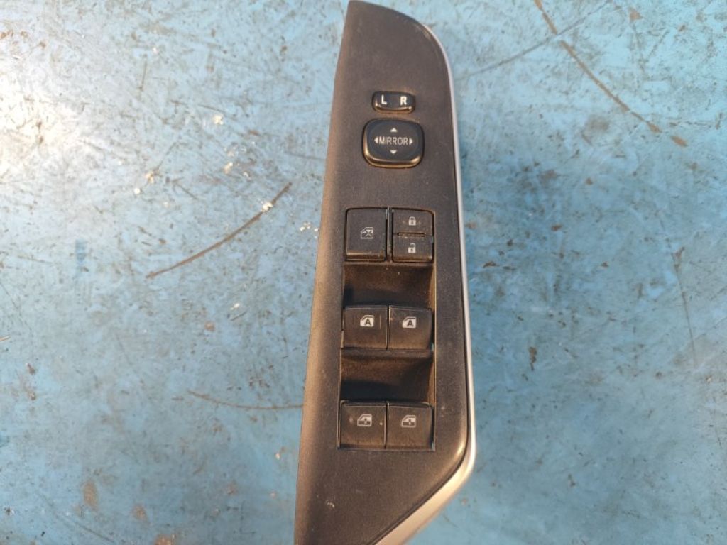 84820-06120 | Блок керування склопідіймачами передн. лів. TOYOTA CAMRY 50 12-15 - Фото 4