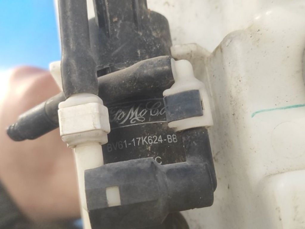 CP9Z-17618-A | Бачок омивача FORD FOCUS 10-18 - Фото 6