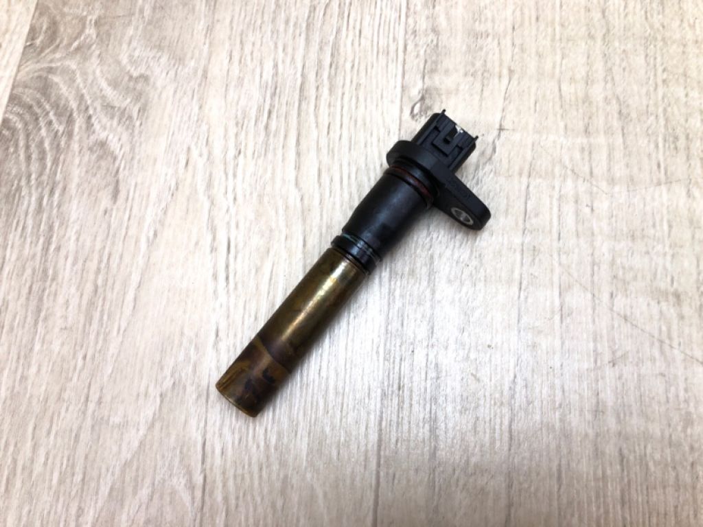 12588097 | Датчик положення колінвалу HUMMER H3 05-10