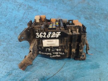 Блок запобіжників моторний відсік HYUNDAI ELANTRA AD 16-