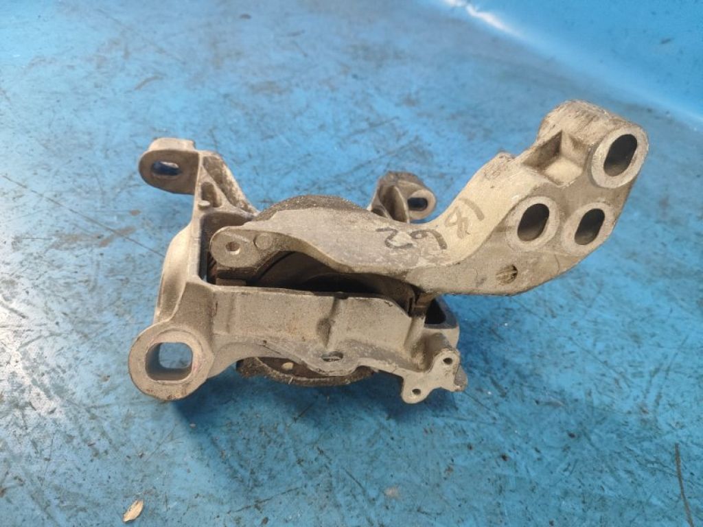 KD45K1442 | Подушка двигуна MAZDA CX-9 16- - Фото 3