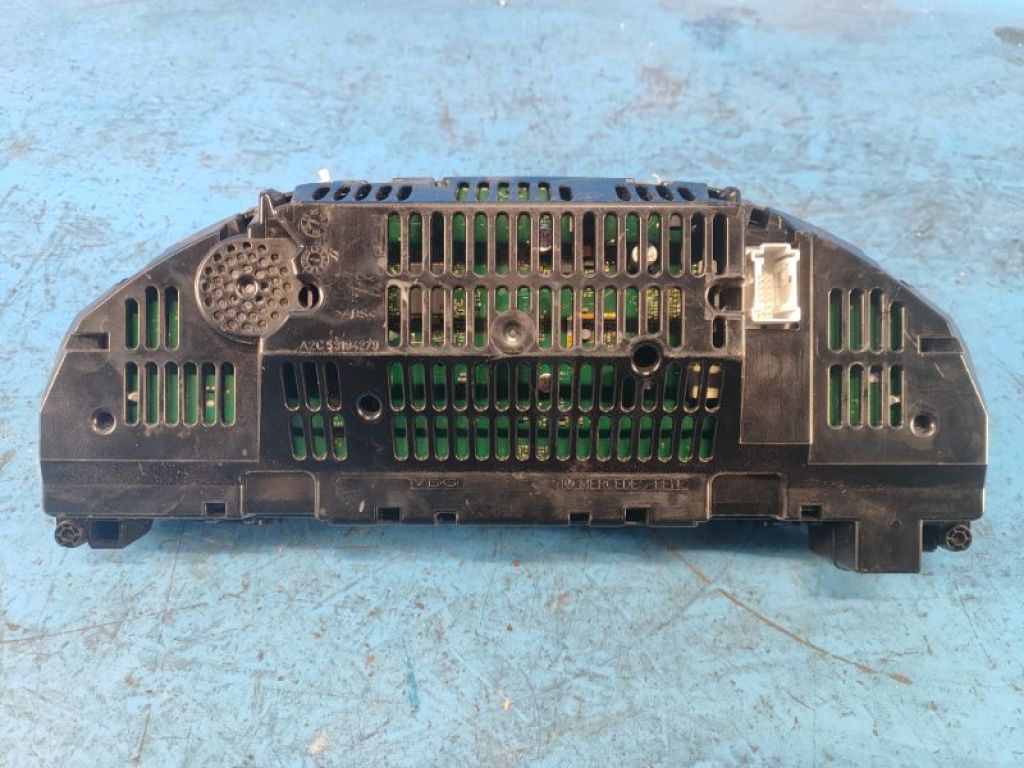 A2049006500 | Панель приладів MERCEDES GLK-CLASS X204 08-15 - Фото 4