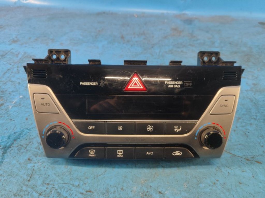 97250-F2231RET | Блок управления печкой HYUNDAI ELANTRA AD 16-
